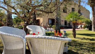 Villa Marghe Mazzaforno Sicilia - Foto 3, Garden, Garden view