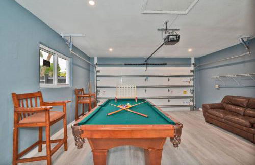 Spacious 4 bedrooms, 2 bathroom house with pool - Photo 27