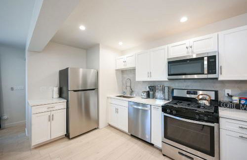 Entire 2 Unit Duplex King Beds Rock View EV - Foto 34