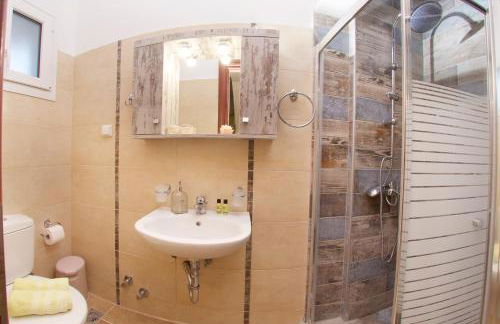 stunning tranquil villa with private pool - Foto 38