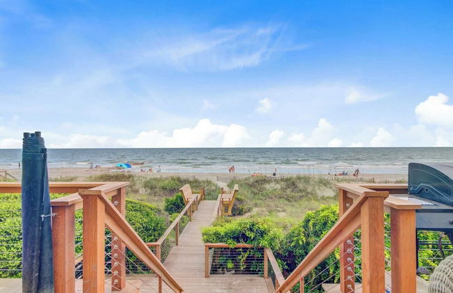 Lighthouse by Avantstay Beachfront View Home w/ Pool Table & Ping Pong - Foto 52