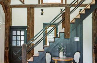 Unique Fully Restored Landmark Barn in Hudson - Foto 4