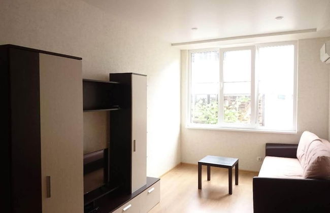 Apartment on Lysaya Gora 36-2a Green Area 5 - Photo 4