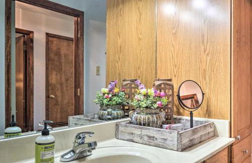 Chic Couples Retreat Well-Appointed Salado Home! - Foto 16