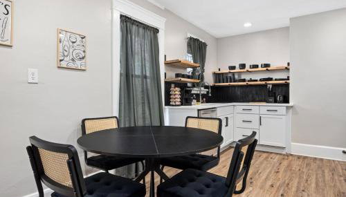 Charming 3BD Home for Long Stays - Foto 3