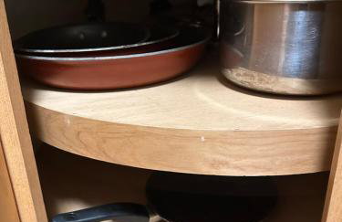 Forget Me Not Home by Airport Upstairs with Deck - Foto 5