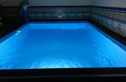 Apartment with private patio - Photo 35