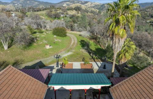 Yosemite Gateway Sleeps 18 - Coarsegold Villa near Bass Lake - Foto 8