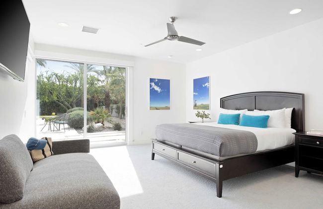 Sleeps 28! 2 Luxe Villas w/ Pool & Putting Green Polo Villas Nova by Avantstay - Foto 15