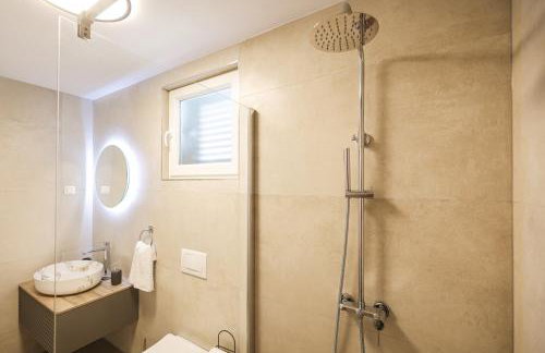 Villa Stone House with Pool - Foto 12