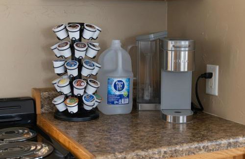 Our Little Yellow House - Foto 16