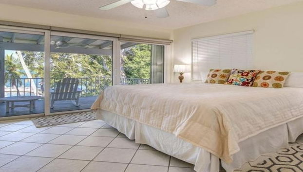 2nd Floor Duplex On Gated Bayfront Property 2 Bedroom Apts - Foto 2, Habitación