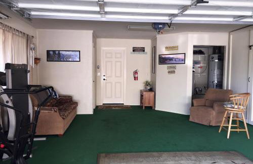 Luxury Cabin Rental with a Fire Pit in Coulterville, California - Foto 9