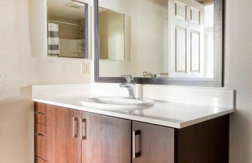 Dublin 2BR w Gym Lounge Pool nr BART SFO-977 - Foto 19