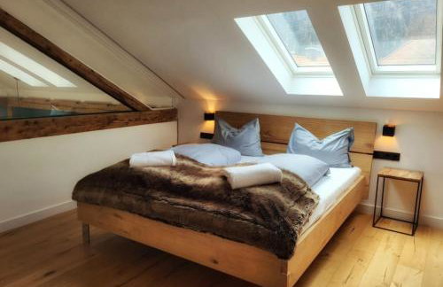 stylische Alpenlounge mit Pool, Blockhaus-Sauna und Jacuzzi für bis zu 12 Personen - Foto 27