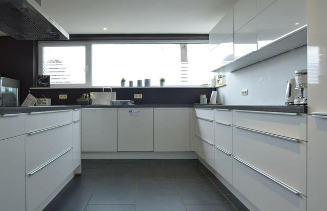 Holiday Home in Stavelot Near Spa-francorchamps - Photo 14