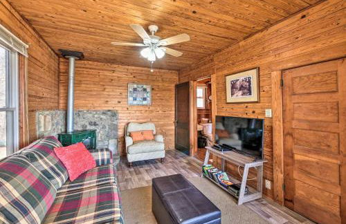 Secluded Ridgetop Hideaway with Valley Views! - Foto 8