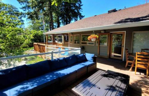 Tranquil Riverfront Retreat - Foto 51