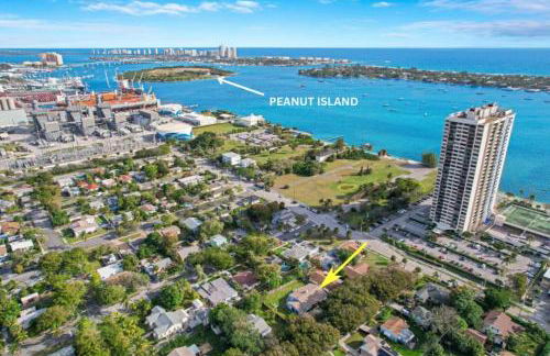 3BR Near Peanut Island | Events, Grill & Games - Foto 11