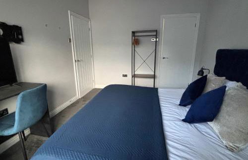 Large Luxury Home in Solihull - Sleeps 14 near NEC & BHX - Foto 18