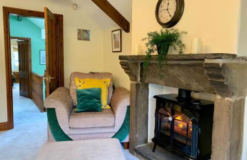 Bronte Stables - Cozy period house with parking and walled garden - Foto 1