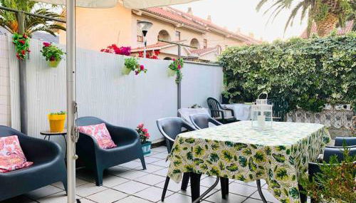 Acogedora casa recién reformada con jardín y wifi - Foto 3, Garden