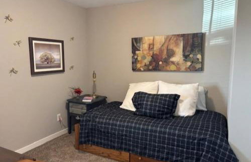 Beautiful 3 bed 2 bath condo - Foto 13