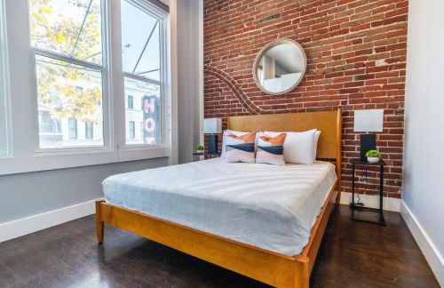 Gaslamp 2BR Upscale Queen Beds with Smart TV - Foto 29