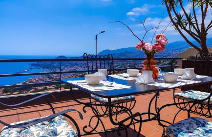 Casa Gina, with views to Funchal Bay - Foto 1