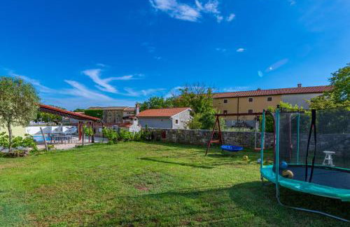 Villa Roža, a beautiful villa with pool close to the beach - Foto 1