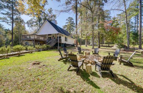 Private Dock on Lake Sinclair All-Season Retreat - Foto 3