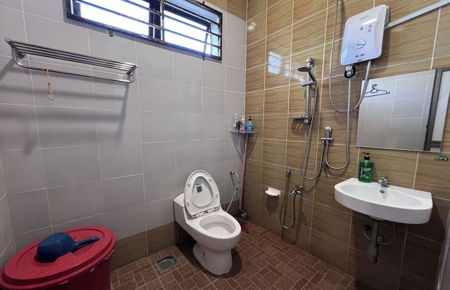 Nurbayu Villa (3 and 4 bedroom Villa) Kemaman - Foto 33