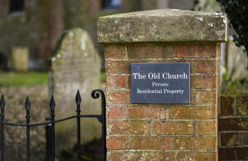 The Old Church - Foto 53