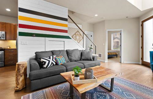 THE PENDLETON - Walkable - Arcade Loft - Modern- Light & Bright - Photo 14
