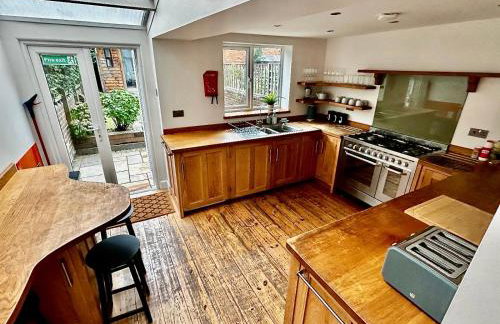 Nomi Homes - Okehampton Place - Exeter - Sleeps 7 - Foto 9