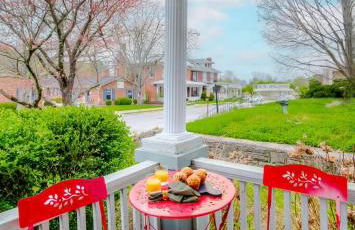 Bourbon Trail Duplex~ HOT TUB~ Walk to Downtown - Foto 43