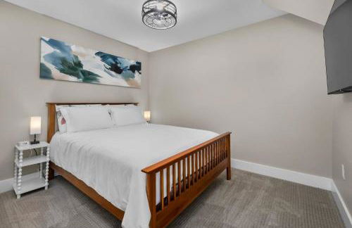 Views! Dock, Water, Game Room, Kids Room! - Foto 42