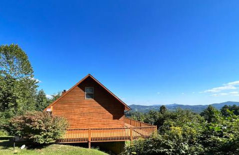 Above It All - Foto 1