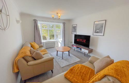 Opulent 5 bedroom Retreat with Hot tub and Entertainment - Foto 8