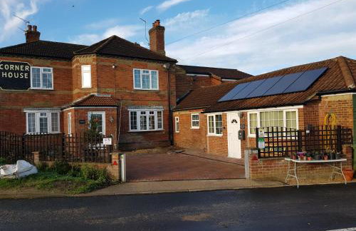 1 Bed Sleeps 2 Free Parking Pets Welcome - Foto 10