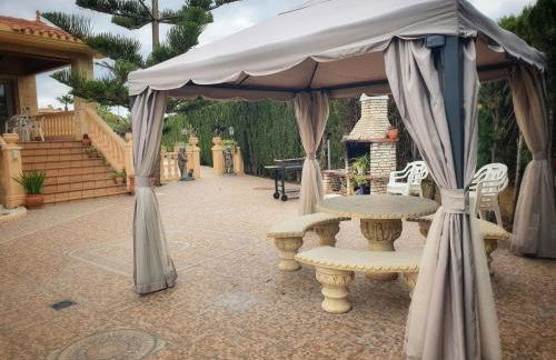 Villa Tres Palmeras en Alfaz del Pi , Albir, Benidorm - Photo 2