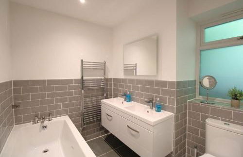 Luxury secluded coastal retreat - With hot tub - Foto 39