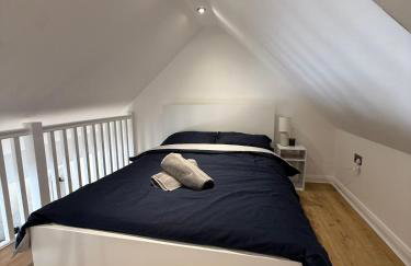 Cosy 2 Bed Cardiff Bay Retreat! - Foto 9
