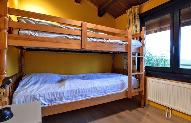 Quiet Chalet With Panoramic View and Fenced Garden - Photo 4