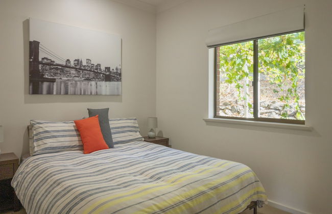 131 Your Vineyard Home in the heart of the Vale - Photo 3