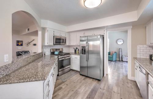 Vegas Heated Pool - Spa Oasis, 15 Min to Strip - Foto 5