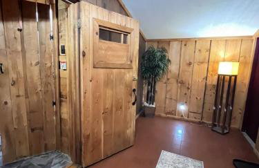 Cozy House 10 Min To Lake George - Foto 8