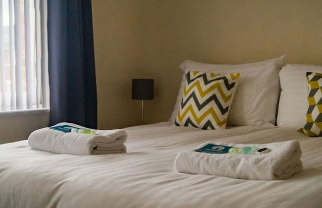 The Storyhouse Gathering 5 Bed - Sleeps 13 City Centre - Photo 11