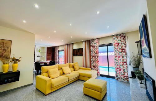 By the Sea Mindelo Pool House - Foto 1