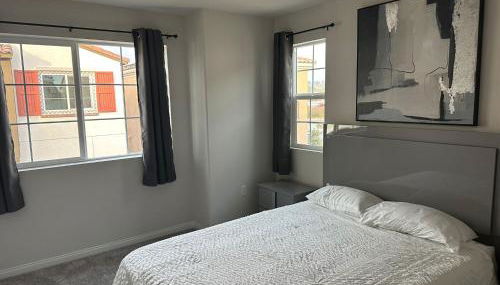 Gated Upland Home 3b 3 bath - Foto 2